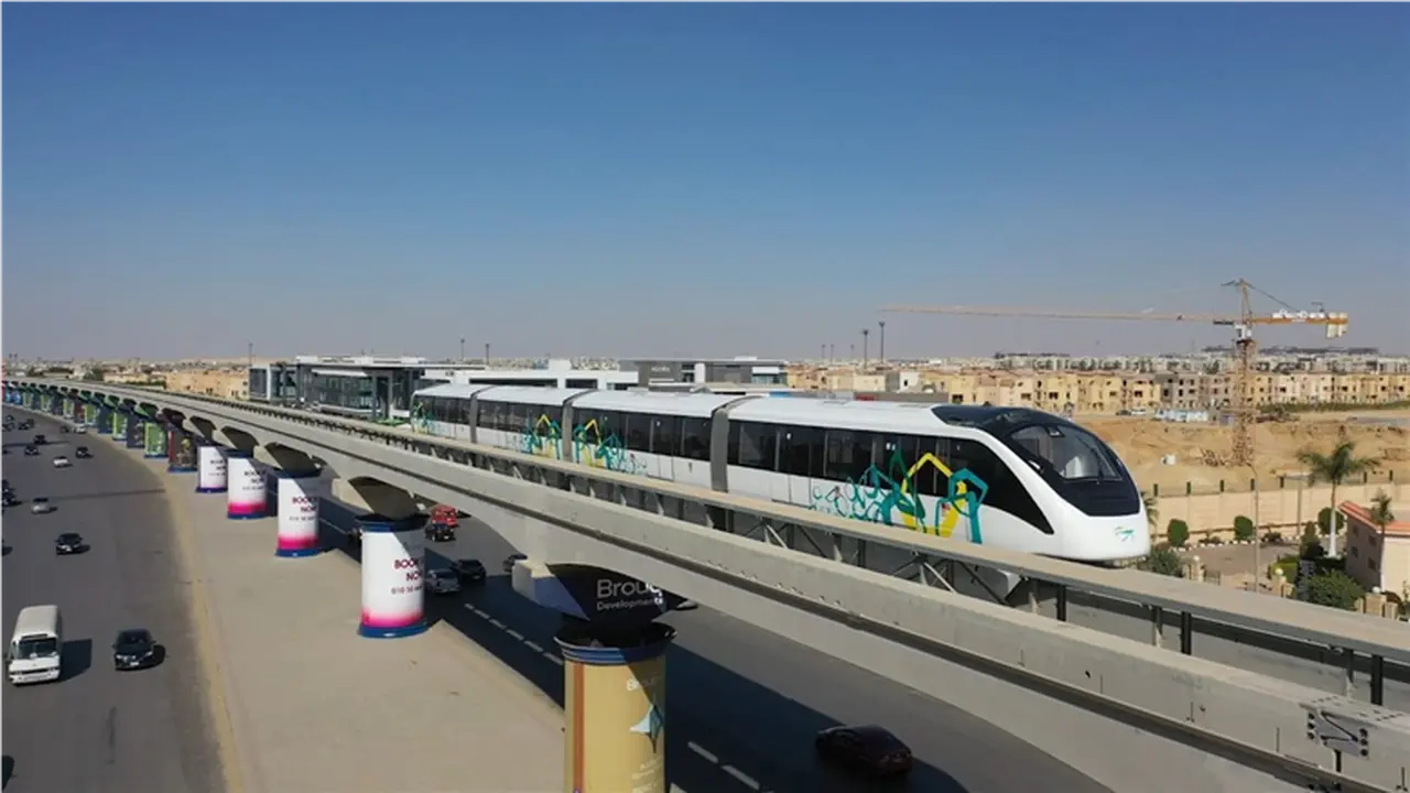خطوة مرتقبة.. انطلاق قطار المونوريل بربط 22 محطة في العاصمة الجديدة